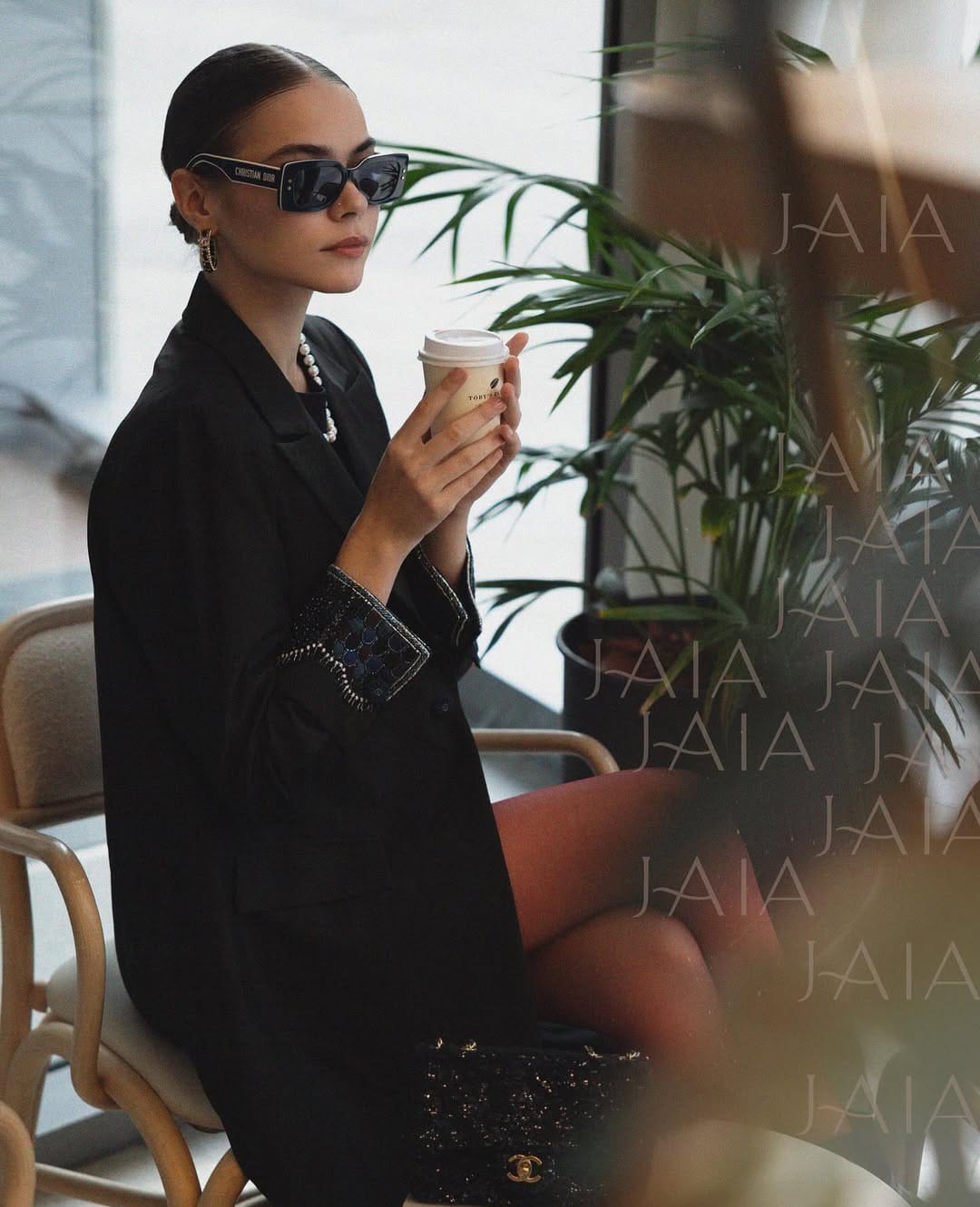 نافذة نادرة